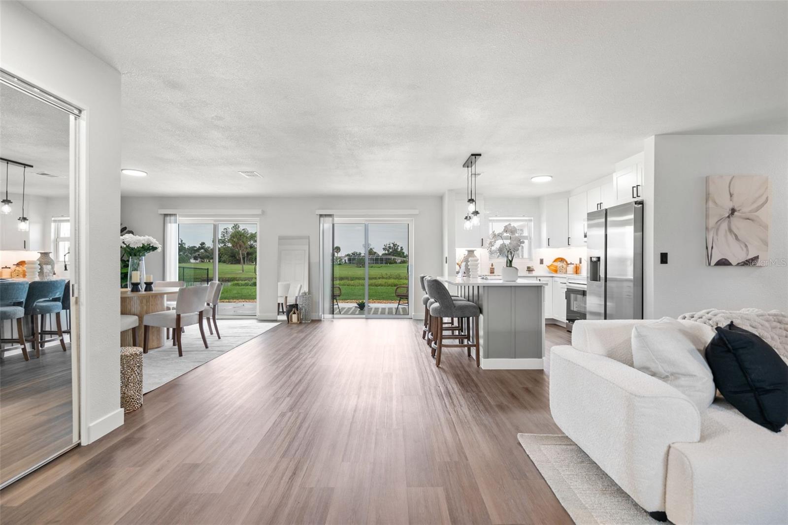 30 Oakland Hills, Rotonda West, FL 33947
