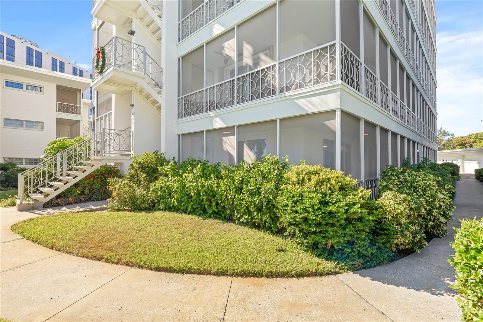 1012 Shore Unit 14, St Petersburg, FL 33701