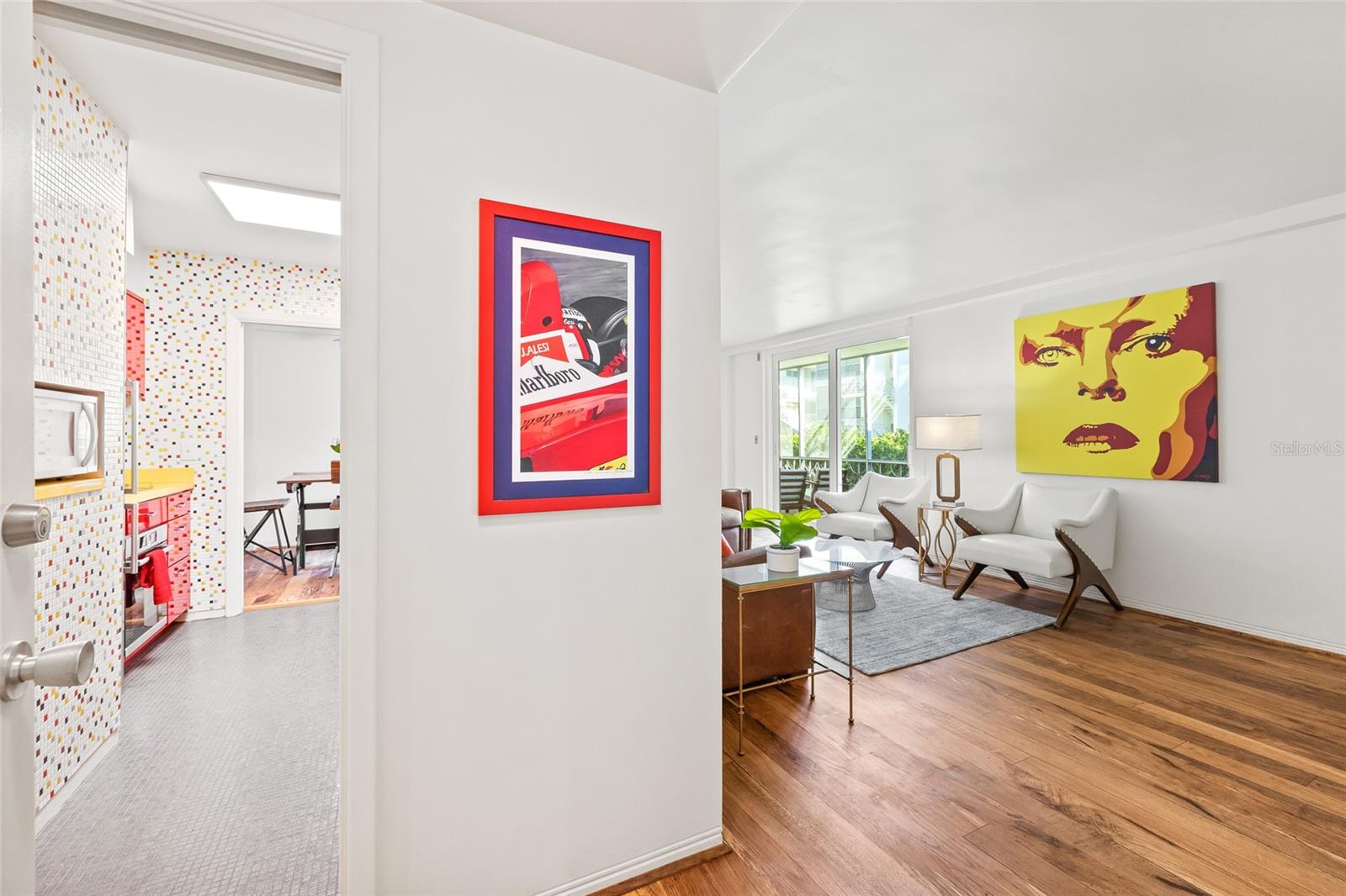 1012 Shore Unit 14, St Petersburg, FL 33701