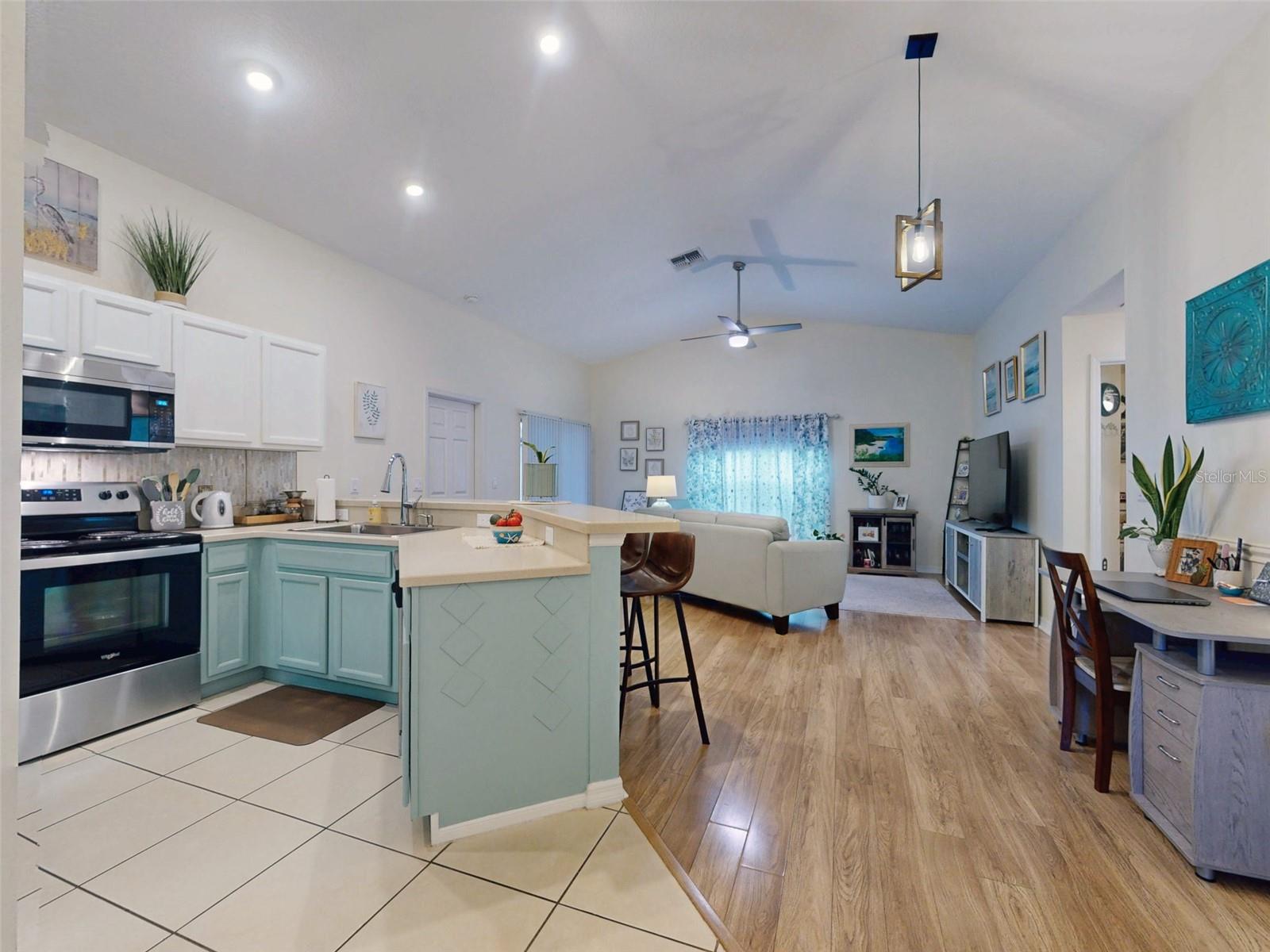 242 Pine Bluff Unit 242, Deland, FL 32724