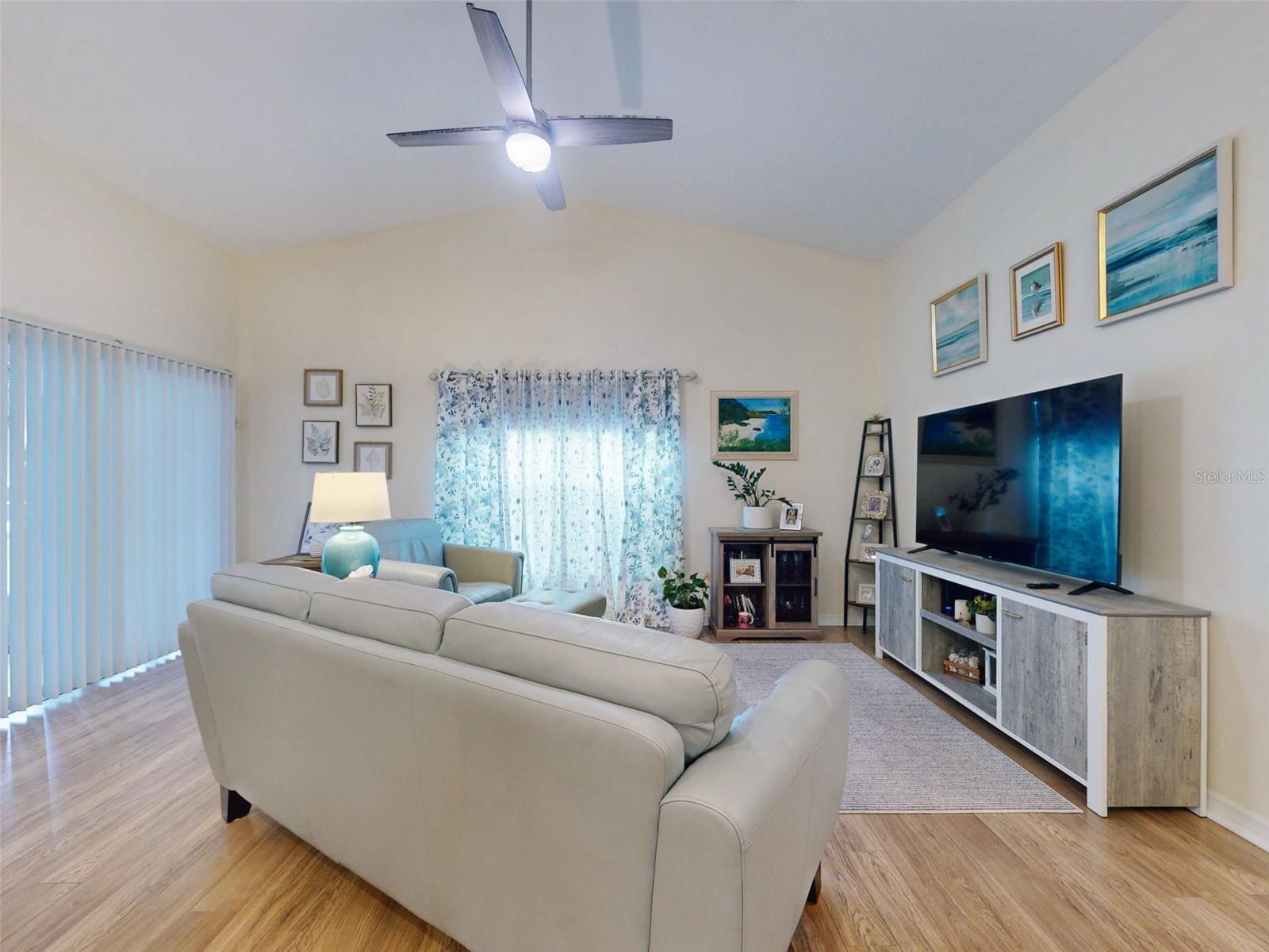 242 Pine Bluff Unit 242, Deland, FL 32724