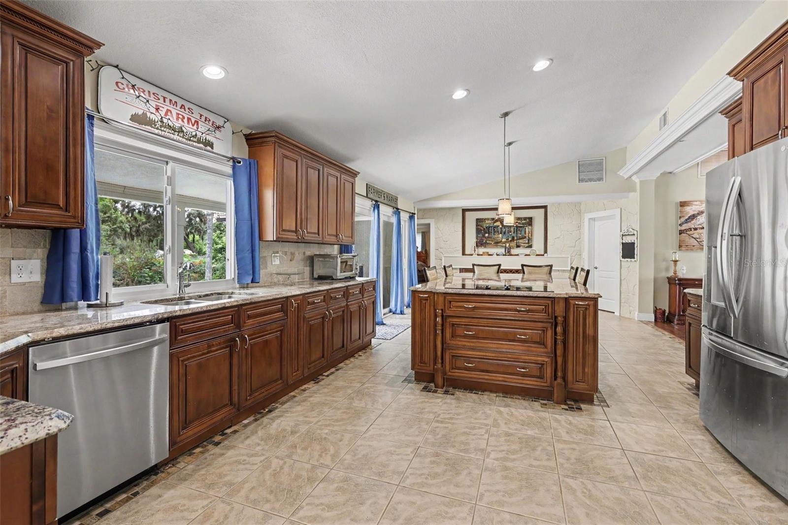1307 Brantwood, Valrico, FL 33594