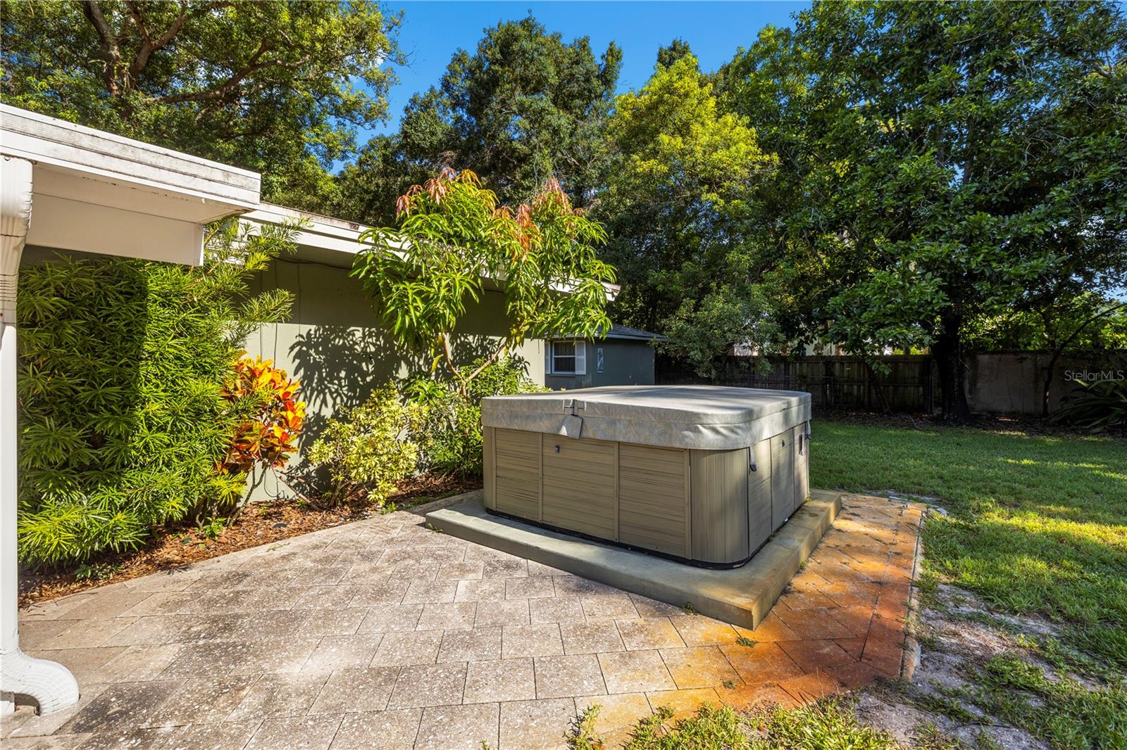 2162 Long Bow, Clearwater, FL 33764
