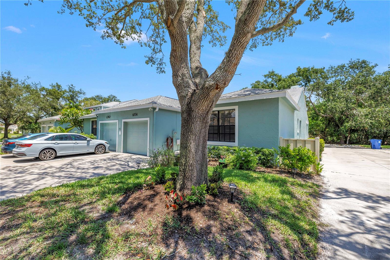1074 Sanabel, St Petersburg, FL 33702