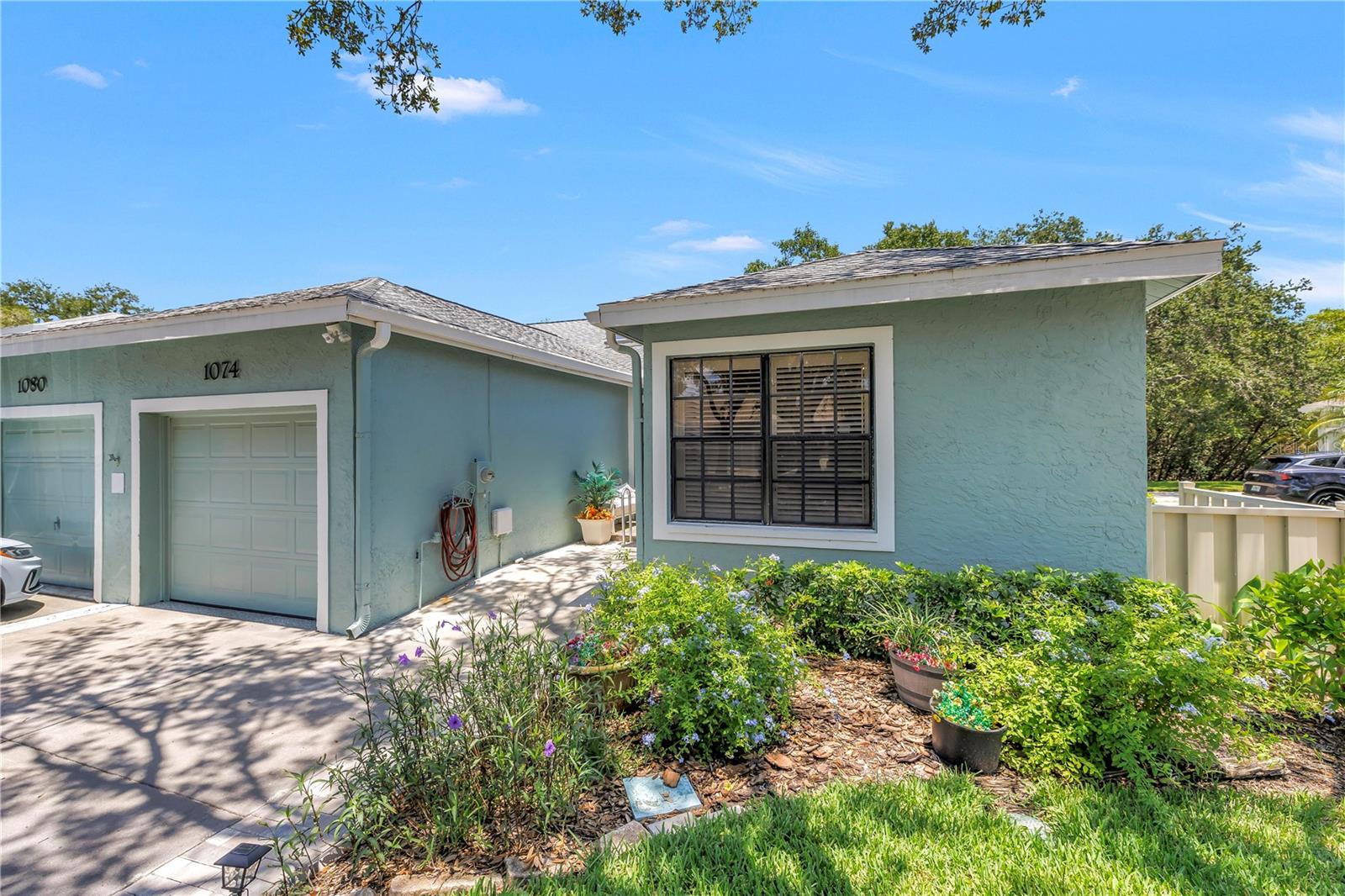 1074 Sanabel, St Petersburg, FL 33702