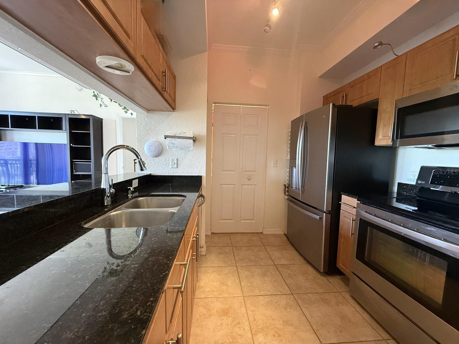 1064 Tamiami Unit 1433, Sarasota, FL 34236