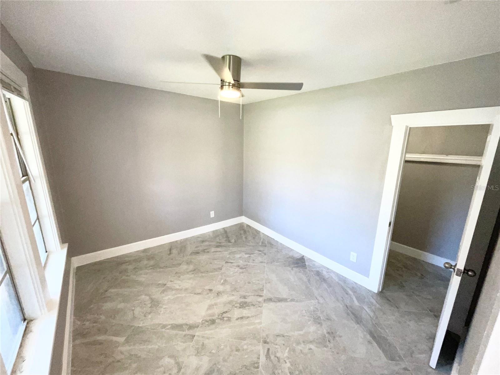 2525 37th, St Petersburg, FL 33711