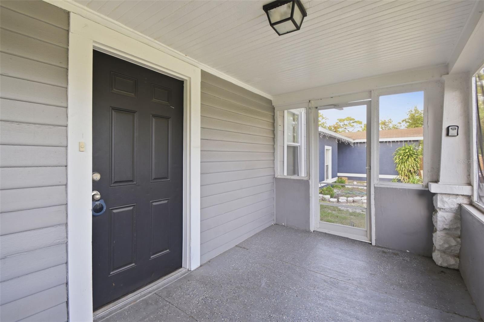 3745 16th, St Petersburg, FL 33711