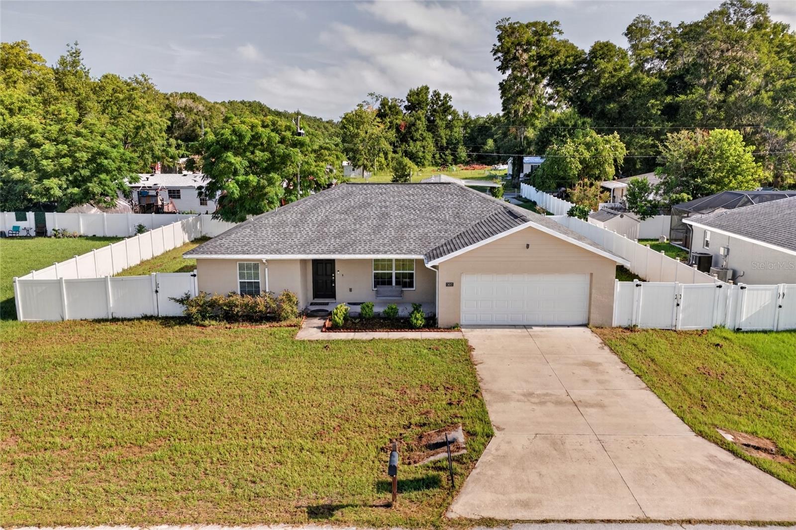1437 161st, Citra, FL 32113