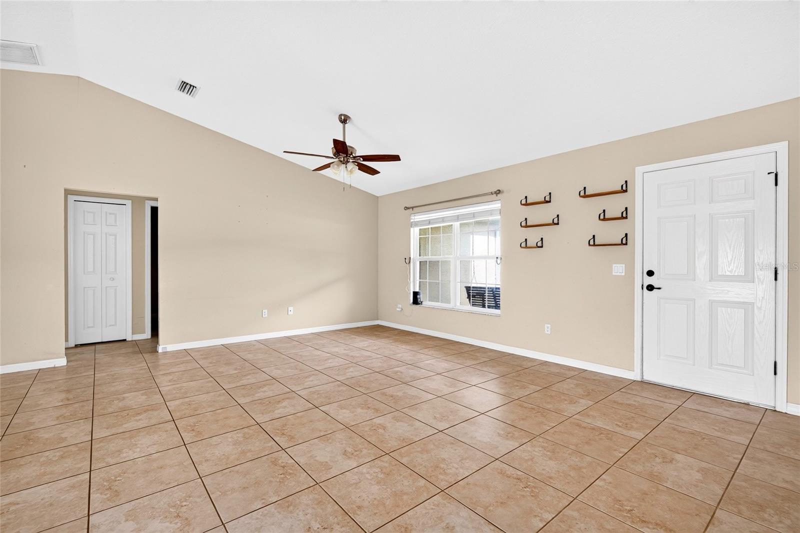 1437 161st, Citra, FL 32113