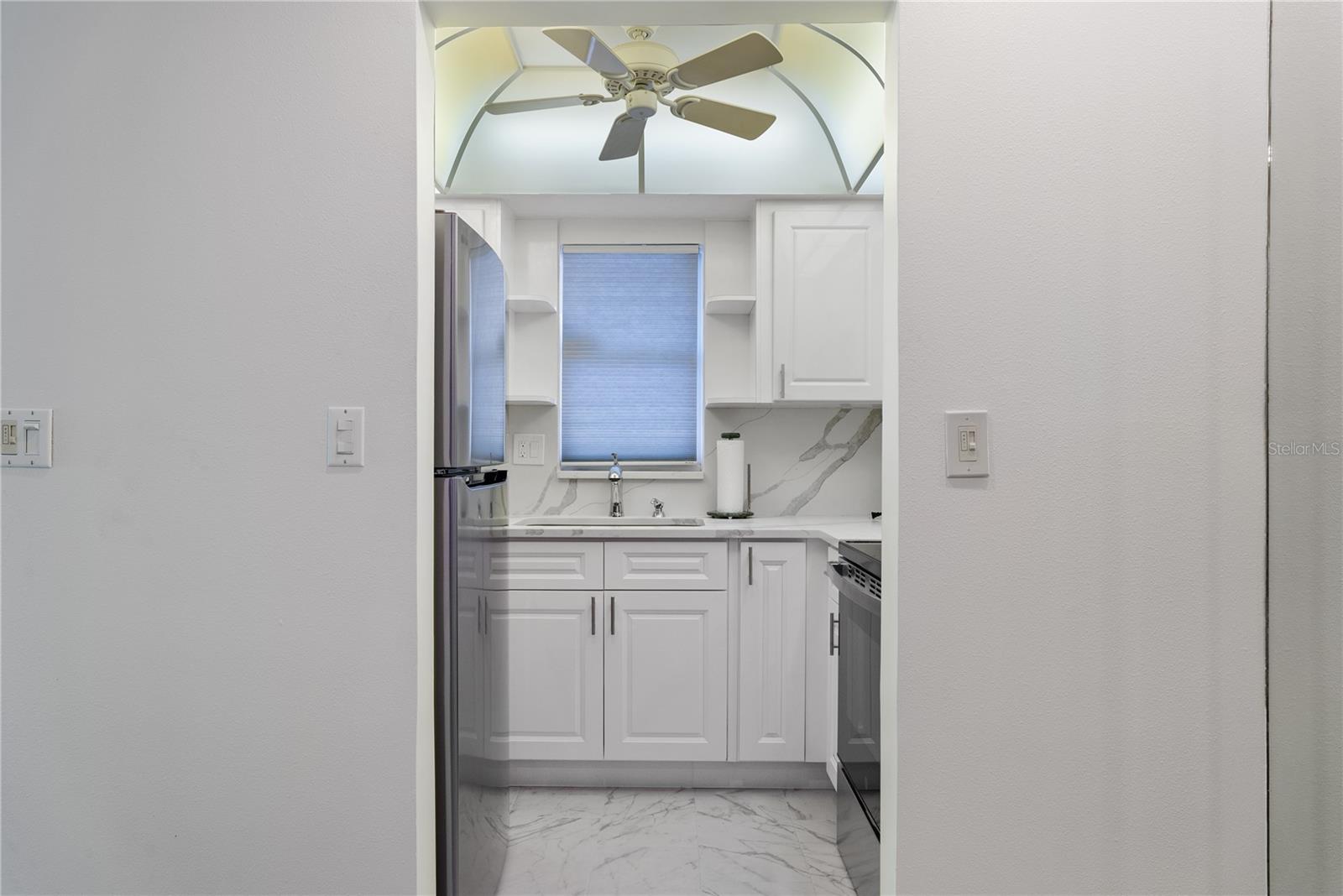 1205 Tarpon Center Unit E2, Venice, FL 34285