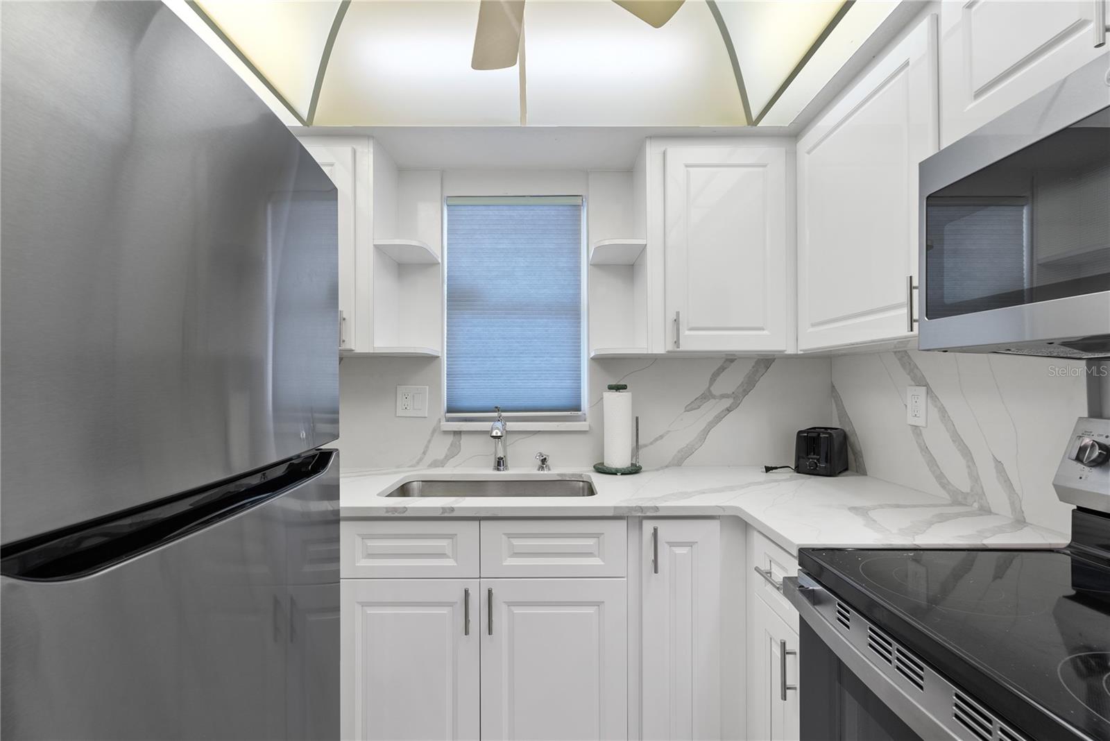 1205 Tarpon Center Unit E2, Venice, FL 34285