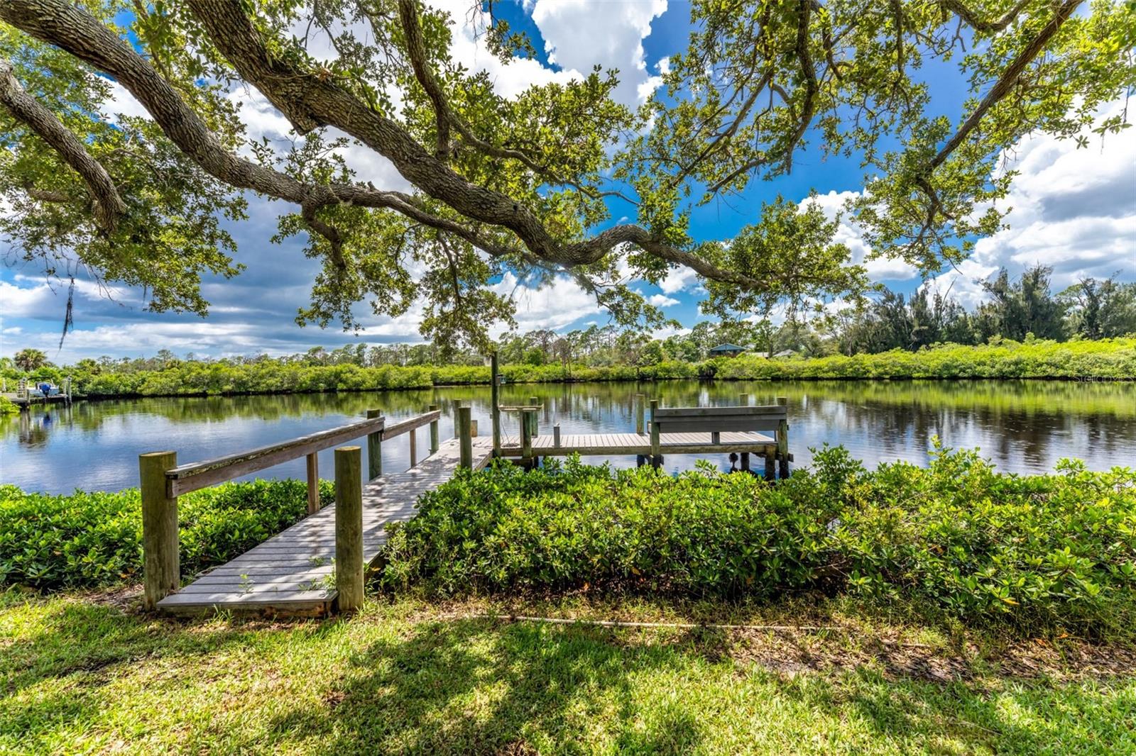 200 Oxford, Englewood, FL 34223