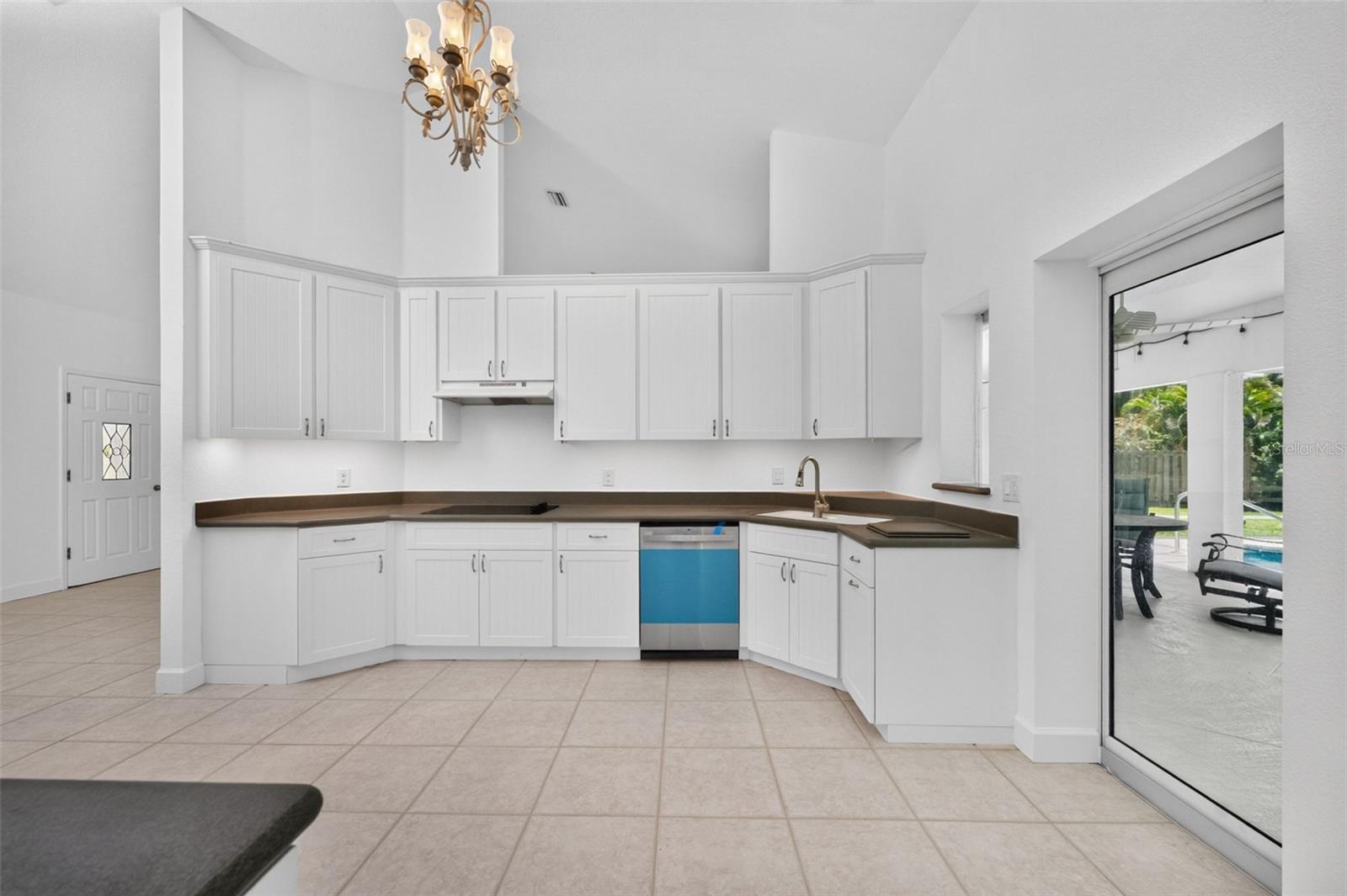 200 Oxford, Englewood, FL 34223