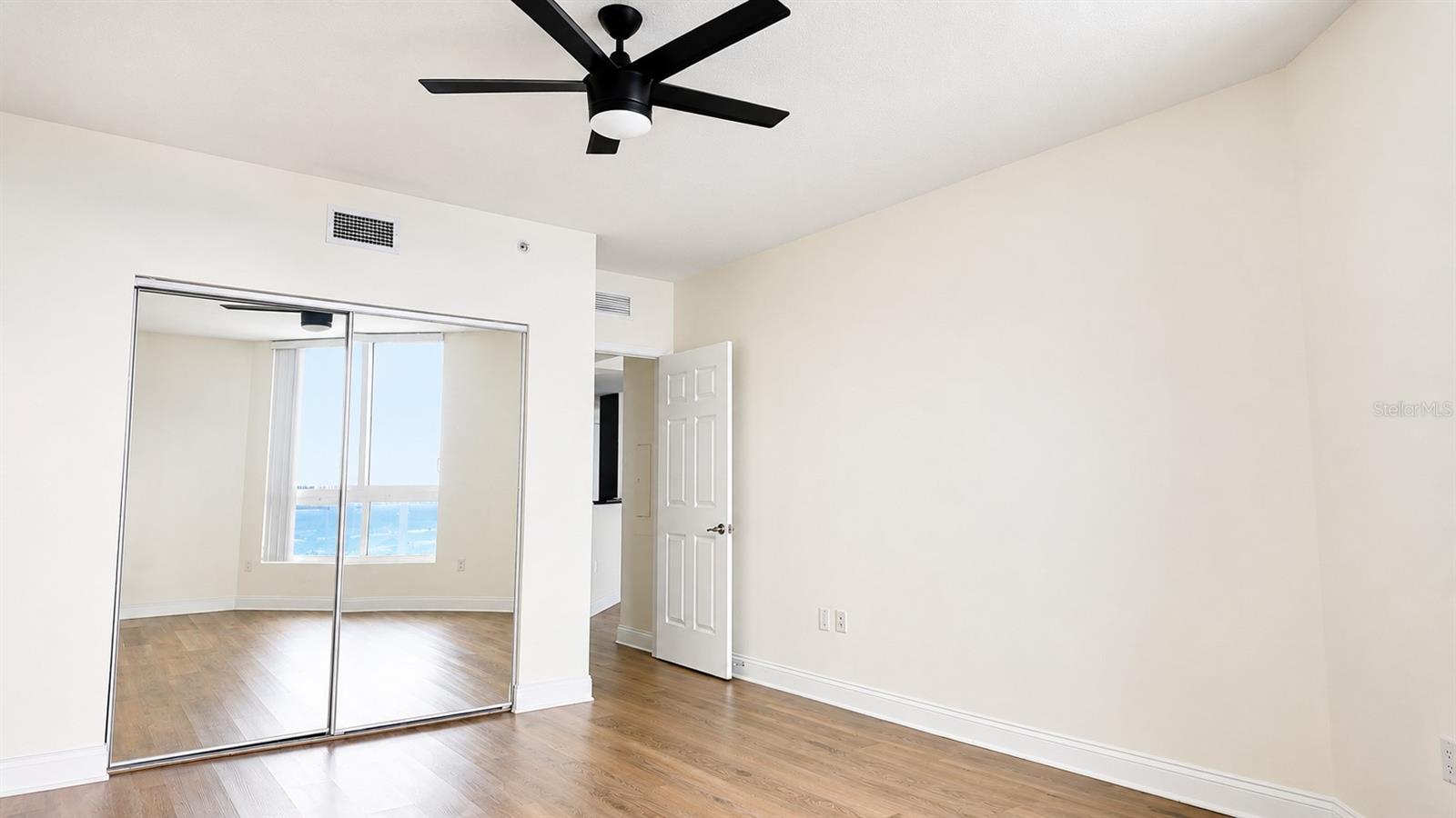 241 Riverside Unit 608, Holly Hill, FL 32117