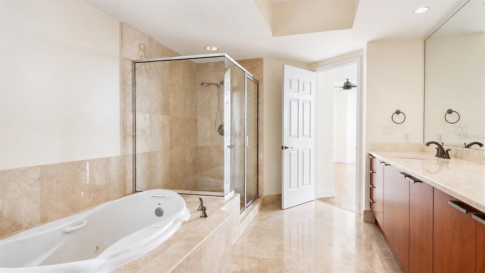 241 Riverside Unit 608, Holly Hill, FL 32117