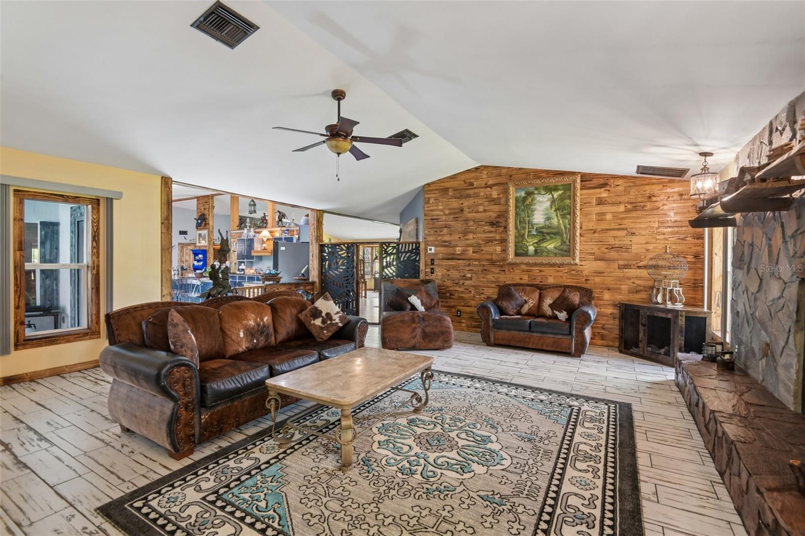 5318 Sandra, Weeki Wachee, FL 34607