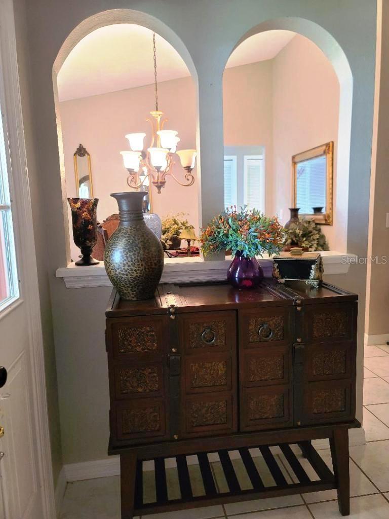 9736 Cypress Shadow, Tampa, FL 33647