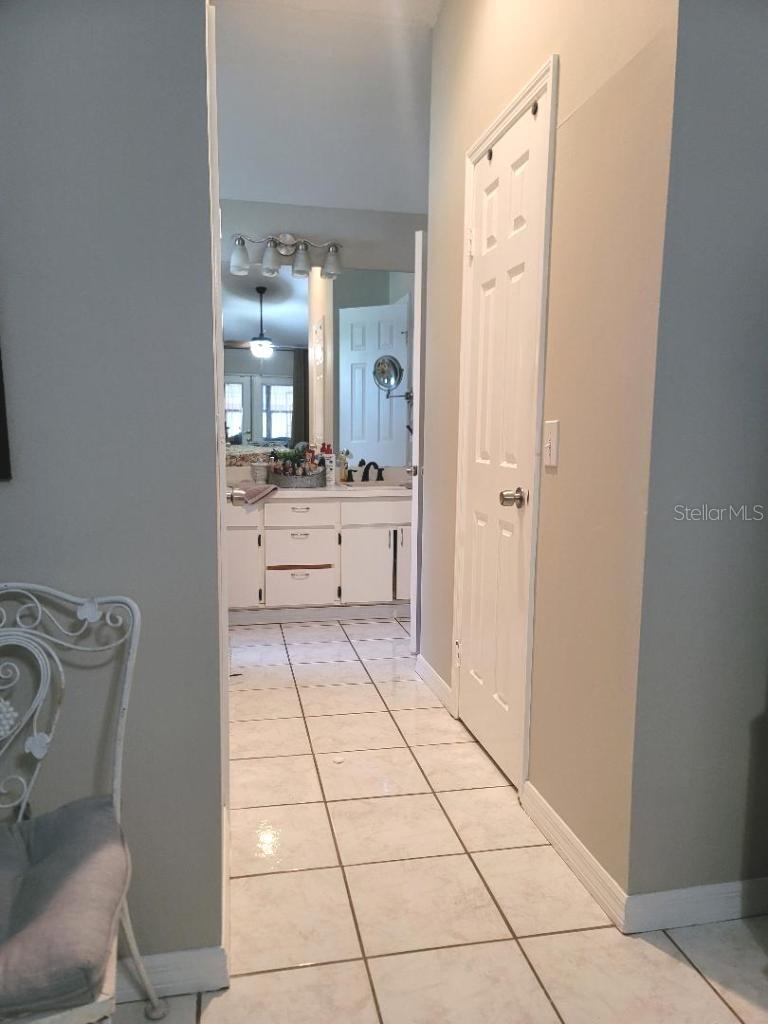 9736 Cypress Shadow, Tampa, FL 33647