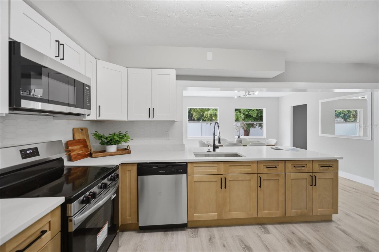 4219 Deerfield, Sarasota, FL 34233