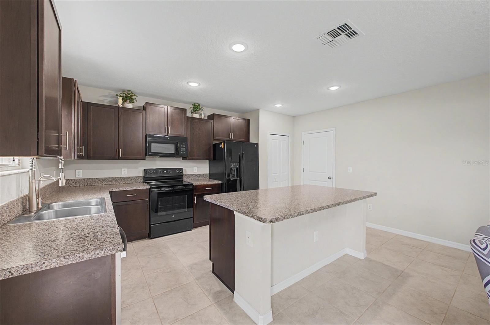 4710 Wild Senna, Tampa, FL 33619