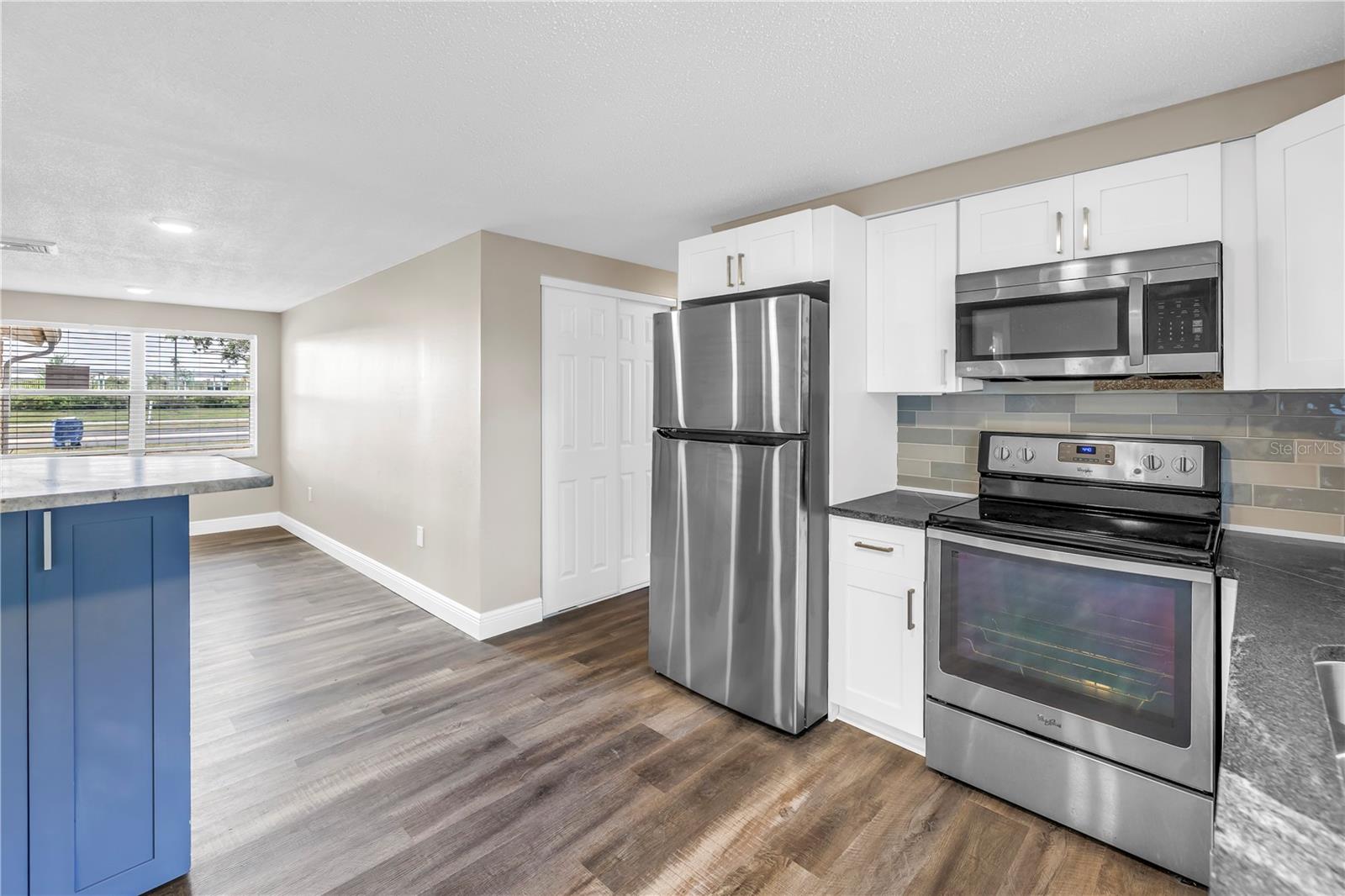 518 62nd, St Petersburg, FL 33702