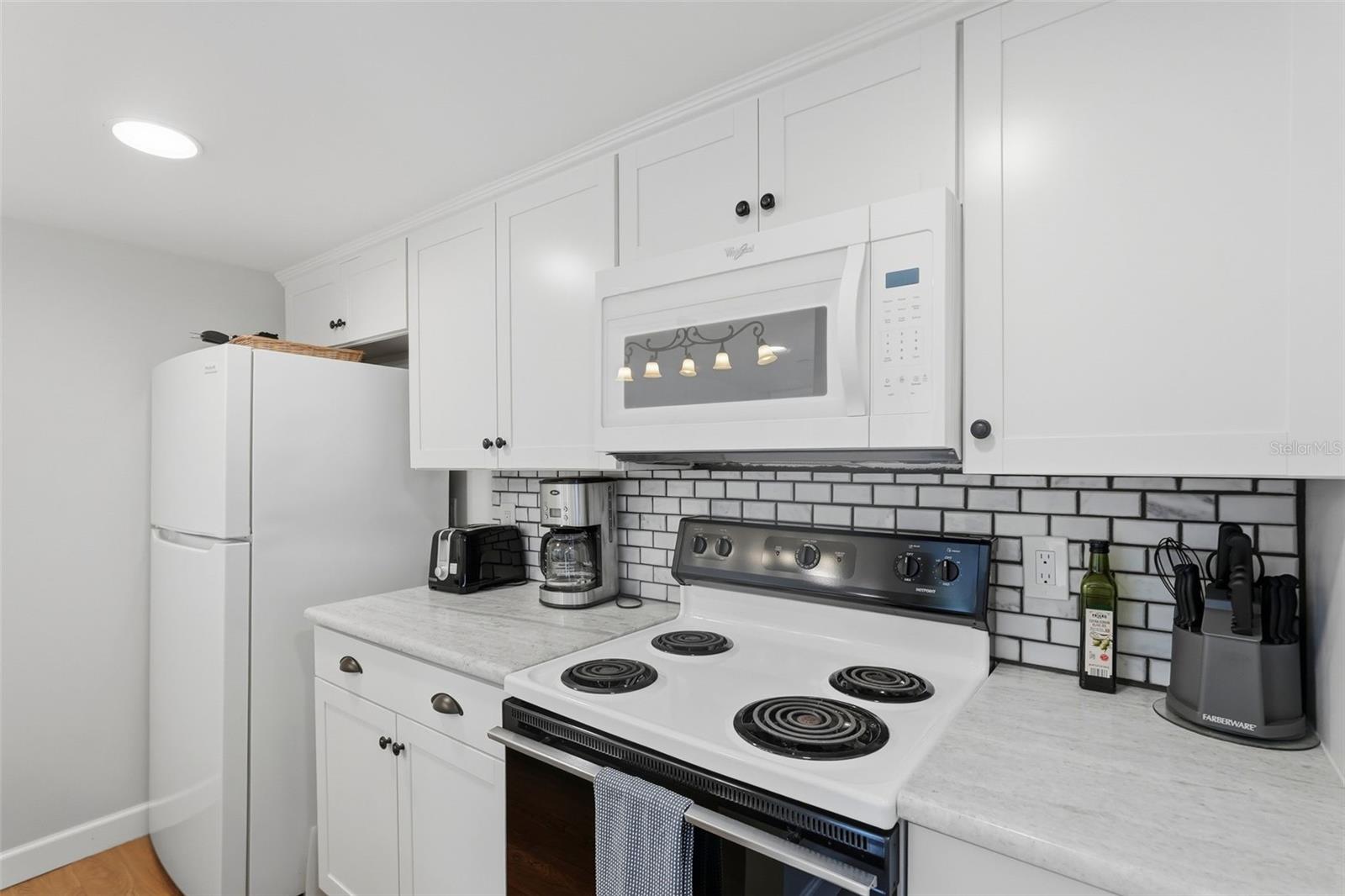 175 Medallion Unit F, Madeira Beach, FL 33708