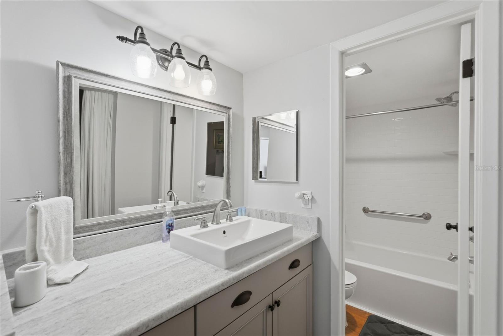 175 Medallion Unit F, Madeira Beach, FL 33708
