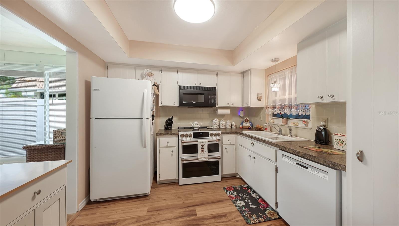 2623 Riverbluff Unit V144, Sarasota, FL 34231
