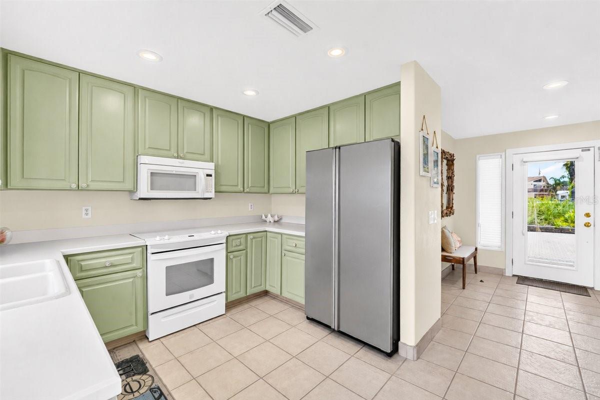 921 Atlantic, New Smyrna Beach, FL 32169