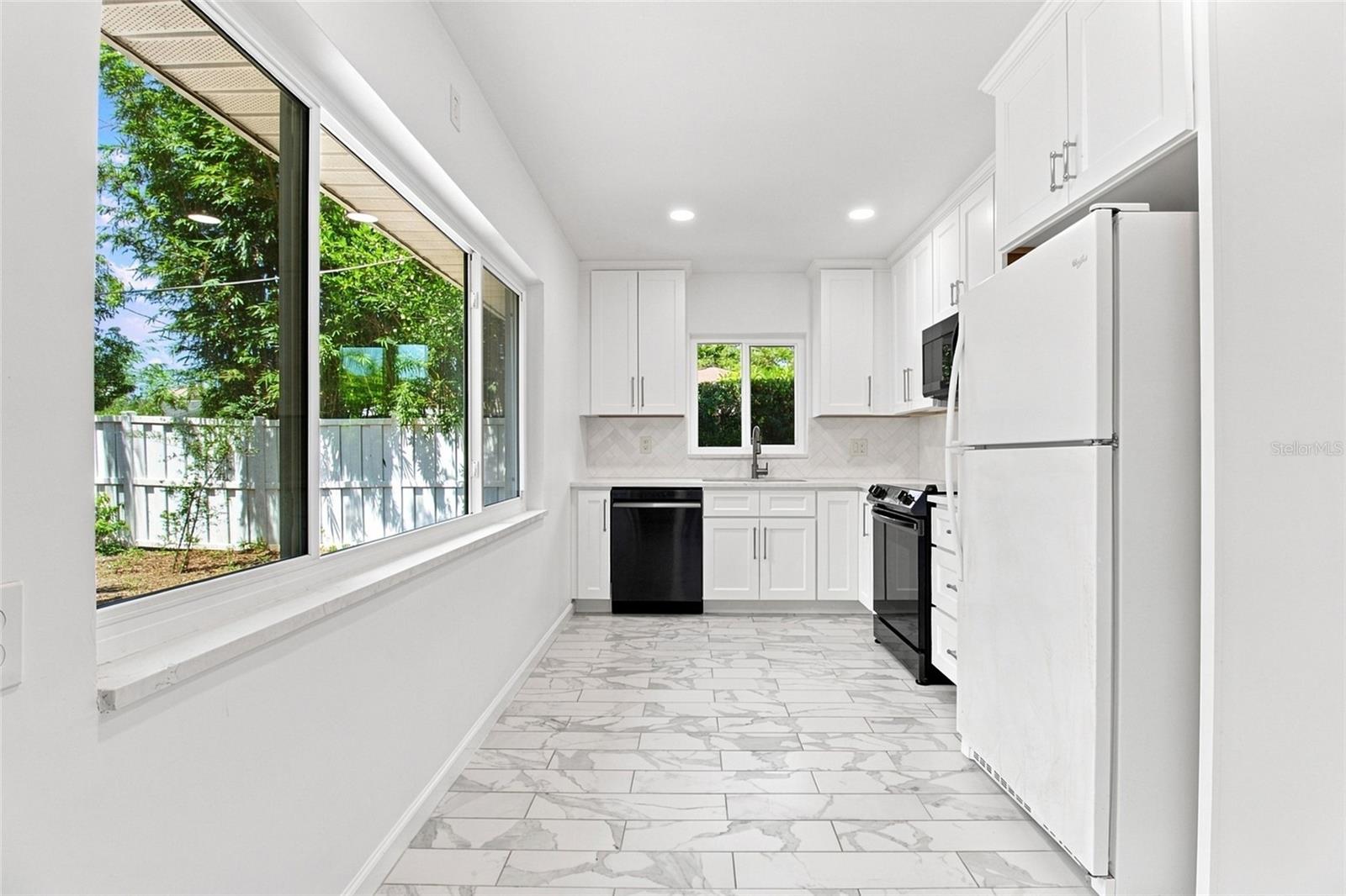 4100 18th Avenue, St Petersburg, FL 33713