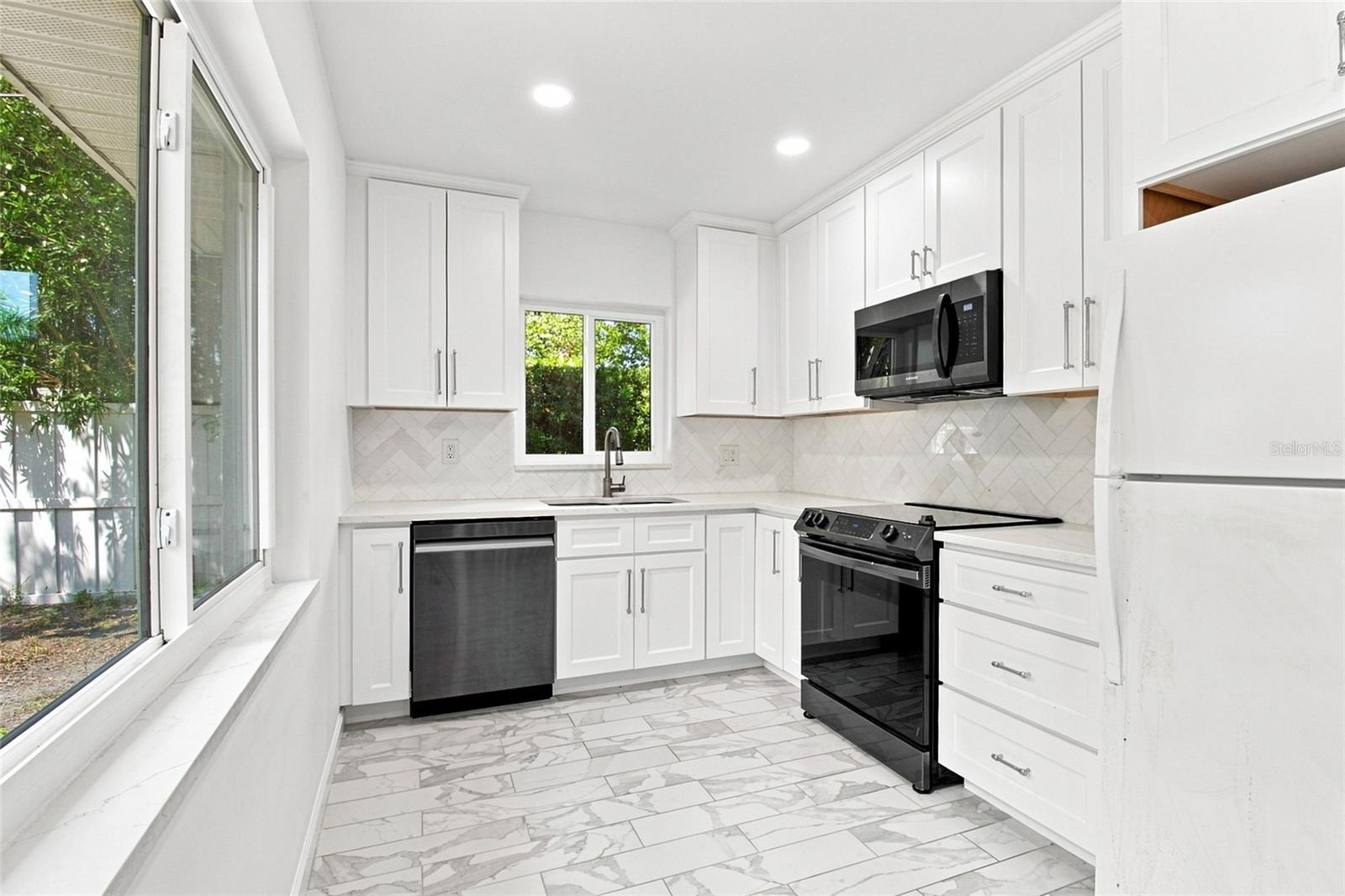 4100 18th Avenue, St Petersburg, FL 33713