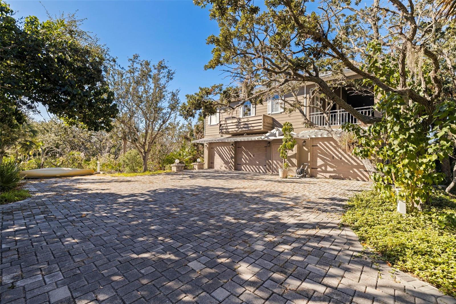 2000 Bayview, Tierra Verde, FL 33715