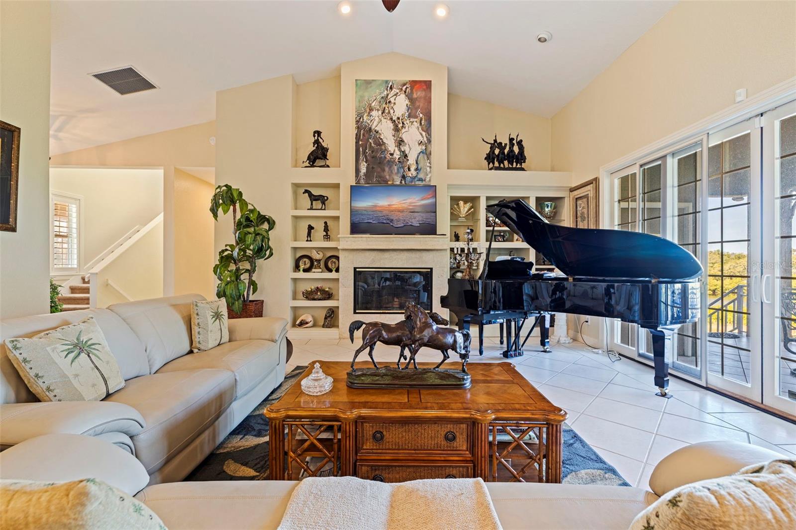 2000 Bayview, Tierra Verde, FL 33715