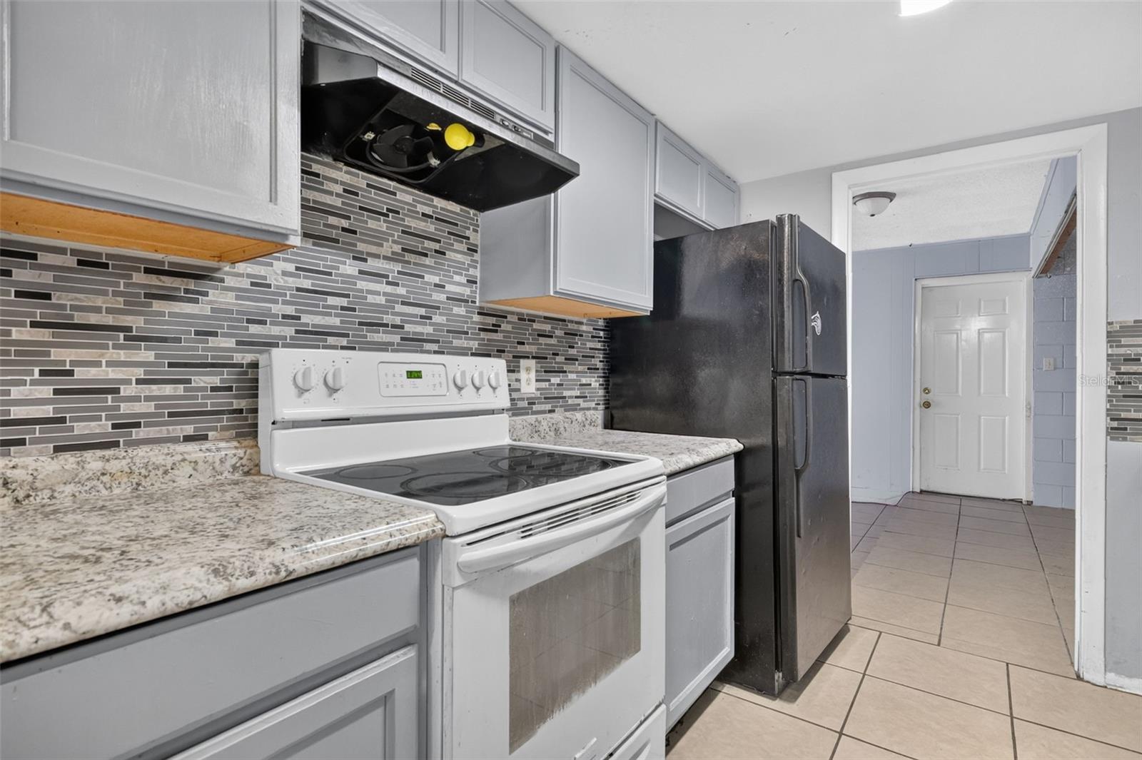 1877 Wayside, Orlando, FL 32818