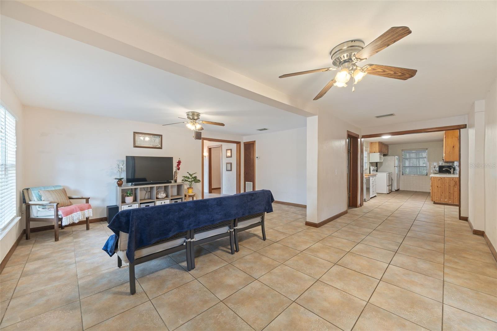 302 51st Street W, Bradenton, FL 34209