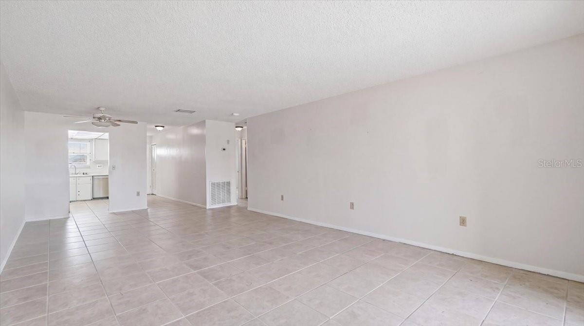 5925 Shore Unit 302, Gulfport, FL 33707