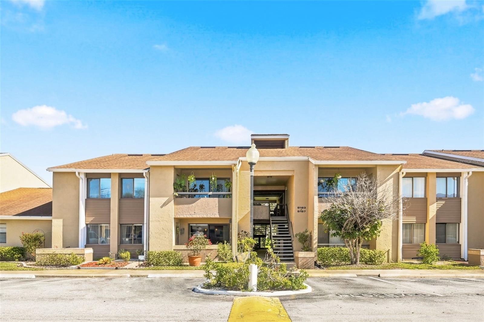 5195 Vineland Unit B102, Orlando, FL 32811