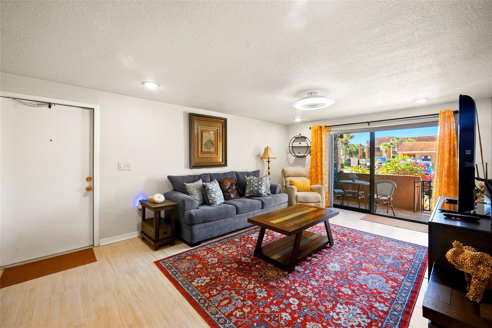 5195 Vineland Unit B102, Orlando, FL 32811