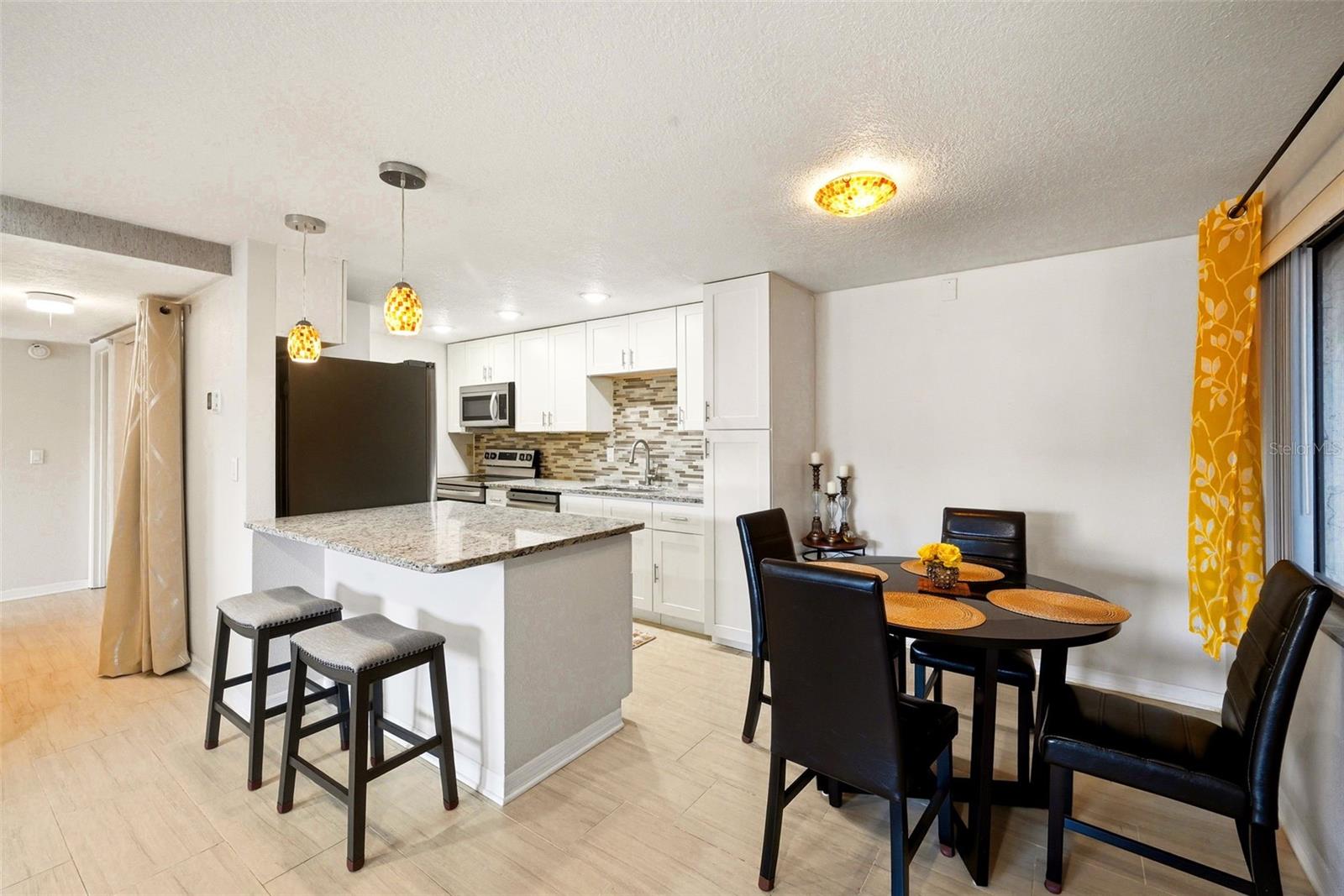 5195 Vineland Unit B102, Orlando, FL 32811