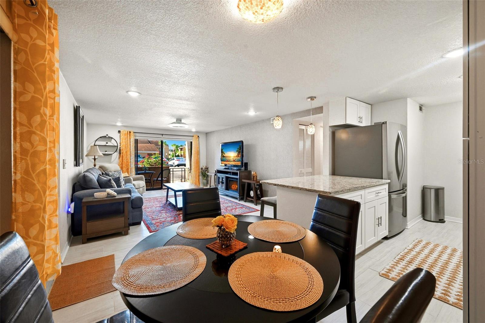 5195 Vineland Unit B102, Orlando, FL 32811