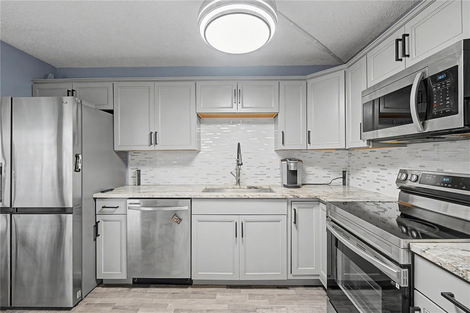 1655 Highland Unit F129, Clearwater, FL 33756