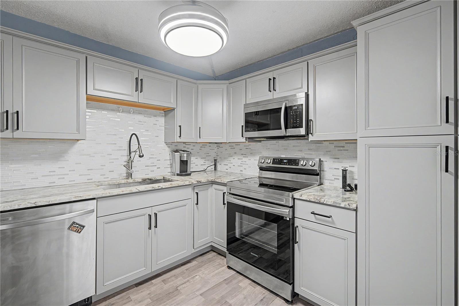 1655 Highland Unit F129, Clearwater, FL 33756