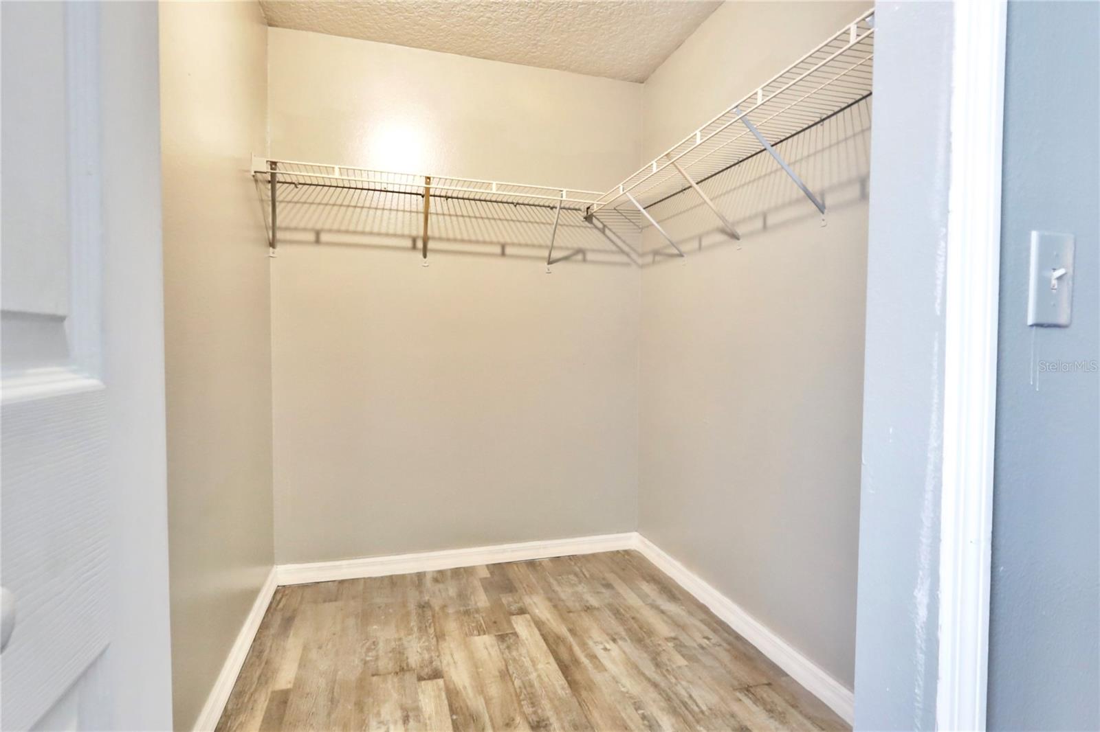 5578 Metrowest Unit 1-201, Orlando, FL 32811