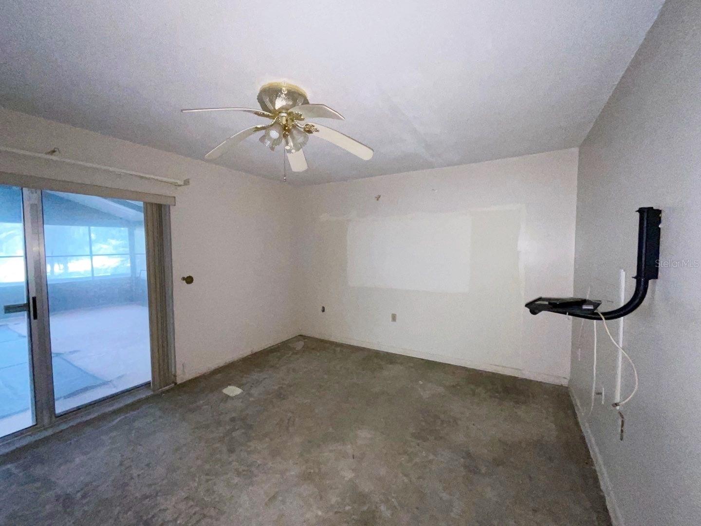 603 Ocala, Umatilla, FL 32784