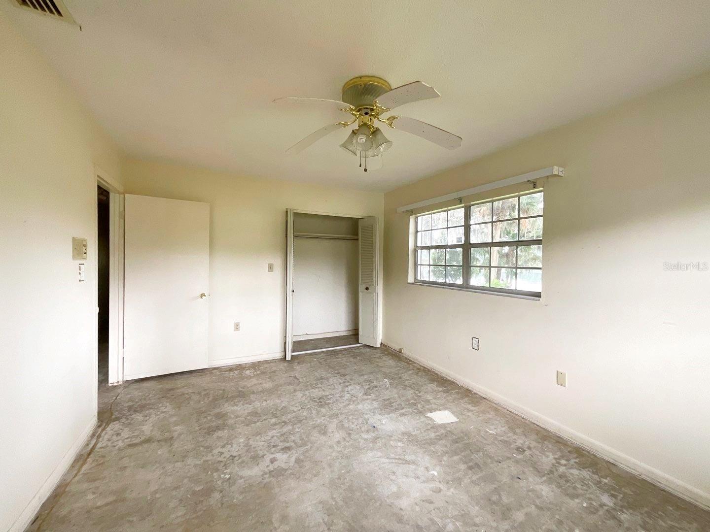 603 Ocala, Umatilla, FL 32784