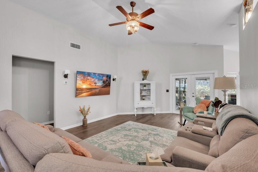 1924 Sedgefield, Brandon, FL 33511