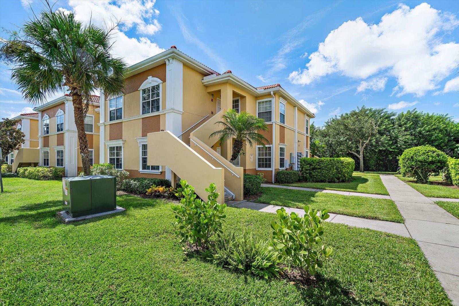 1010 Villagio Unit 104, Sarasota, FL 34237