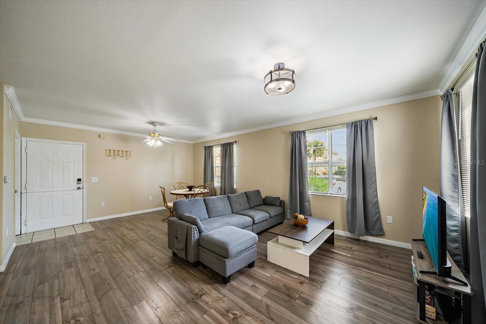 1010 Villagio Unit 104, Sarasota, FL 34237