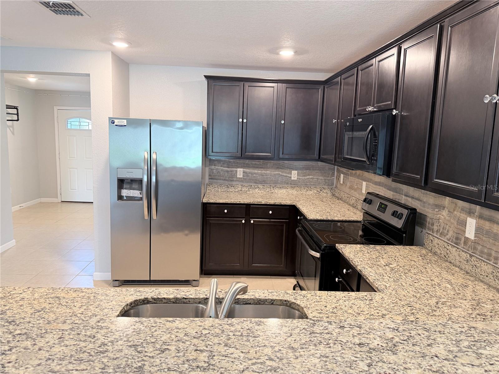 8690 Lake George, Macclenny, FL 32063